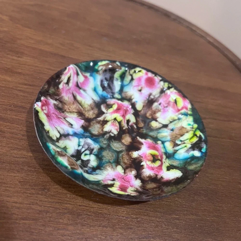 Vtg Enamel on Copper Small Round Trinket Dish Abstract Pink Blue Green 3.75